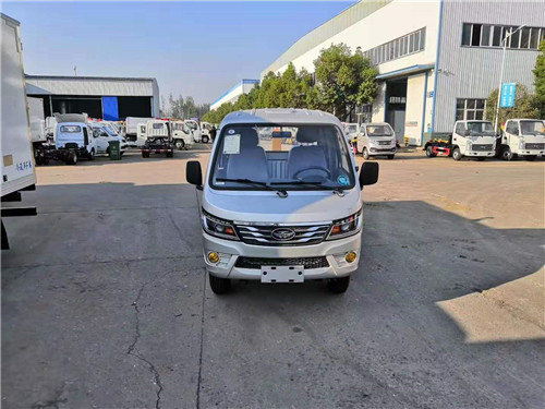 性?xún)r(jià)比最高的國(guó)六唐駿汽油勾臂式垃圾車(chē)來(lái)襲