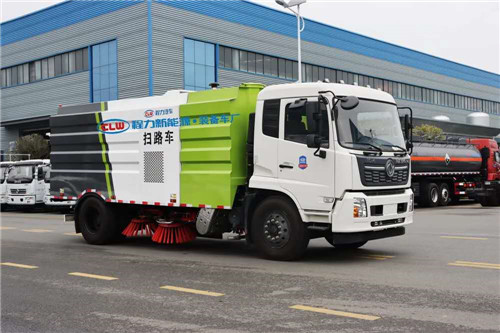 國六東風天錦掃路車4方水箱/8方塵箱，京牌掃路，可加裝前沖后灑