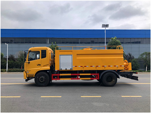 國六東風天錦13方清洗車匹配康明斯210馬力國六發動機，大卷盤新款車型推薦