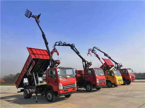 國六大運抓斗式垃圾車廠家直銷，價格優(yōu)惠，配置如下