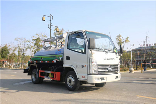 凱馬國六2方藍牌吸糞車，不超重， 環保， 免征齊全