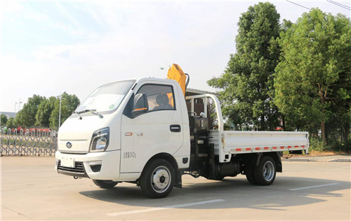 唐駿國六藍牌隨車吊，藍牌微型隨車吊的領導者