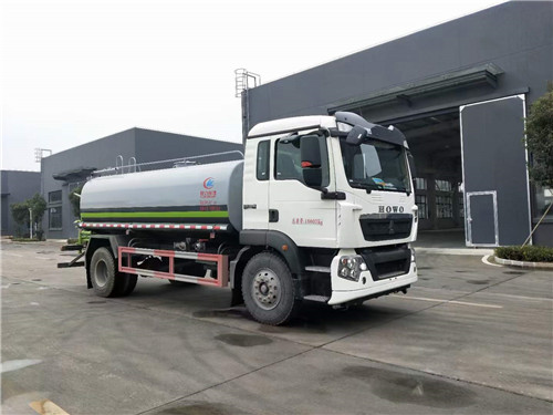 國六重汽豪沃14方灑水車特價促銷！整車優惠4000元