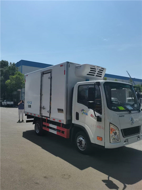 成都大運國六藍牌冷藏車做肉鉤不超重