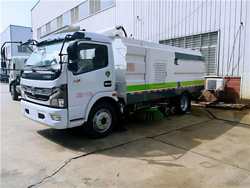 東風大多利卡云內150馬力洗掃車現車推薦