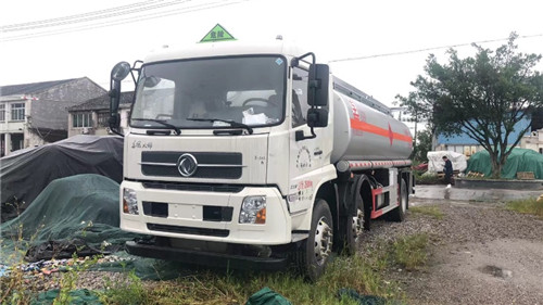 20年9月溫州牌照15噸油車，車況精品，基本沒怎么跑