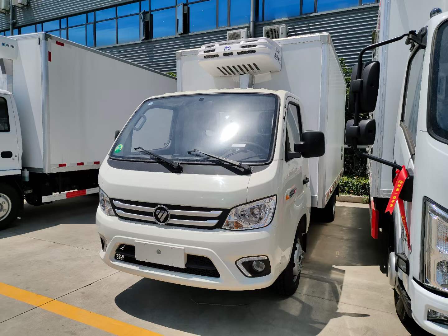 國六 福田祥菱M2冷藏車，現車一臺