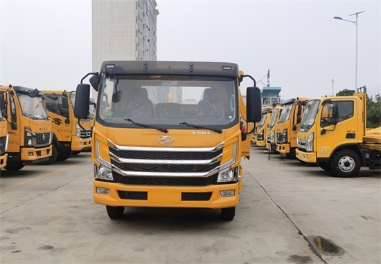 上汽躍進藍牌清障車8噸板一拖二清障車推薦