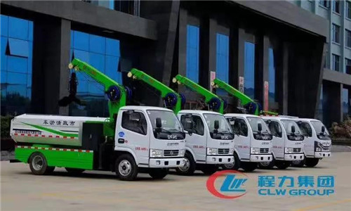 程力標準化智能化多功能市政清淤車受到市場熱捧。 程力標準化智能化多功能市政清淤車受到市場熱捧。