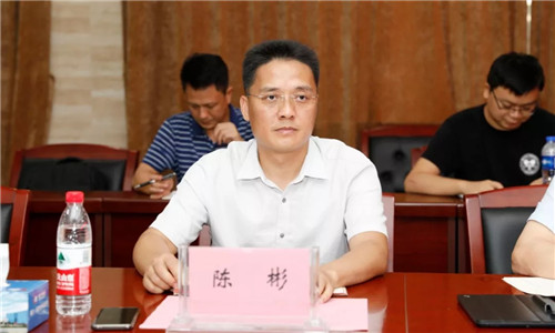 本期頭條:以國六切換為戰略抓手,程力繼續領跑全國專用車市場----國內兩大商用車主機供應商聯袂助推程力汽車領先國六專汽制造行業 本期頭條:以國六切換為戰略抓手,程力繼續領跑全國專用車市場----國內兩大商用車主機供應商聯袂助推程力汽車領先國六專汽制造行業