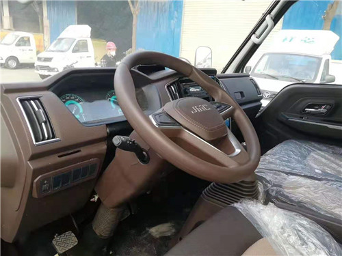 1575700257140679.jpg 45噸純電動灑水車 (11).jpg