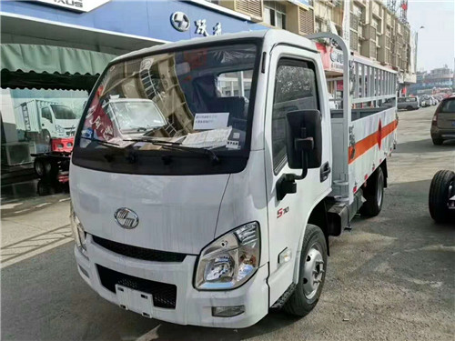 特大好消息 上汽躍進國六氣瓶運輸車北京環(huán)保已下發(fā)，可在北京上牌，暢行無阻！ (3).jpg