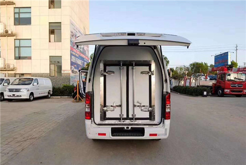 1589254063799917.jpg 國(guó)六福田G7面包冷藏車 (3).jpg