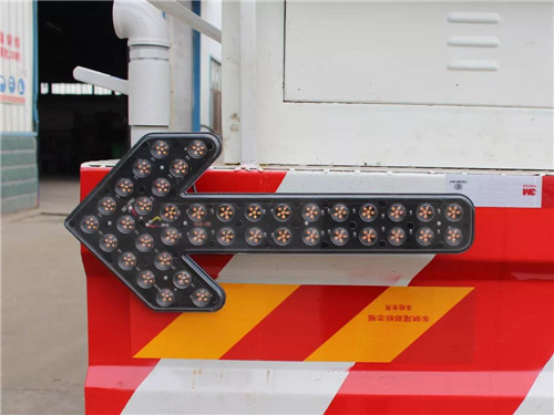 1600912737128751.jpg 國六柳汽后雙橋抑塵車(方罐-CLW5250TDYL6選裝60-120米霧炮) (15).jpg