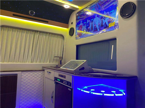 國六標準奔馳威霆商務車 國六標準奔馳威霆商務車