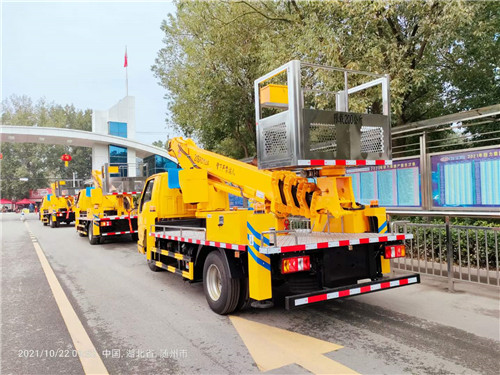 1637568140138015.jpg 國六江鈴23米藍牌高空作業(yè)車 (2).jpg