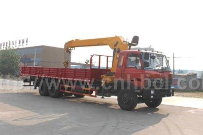 國(guó)四東風(fēng)153后雙橋隨車起重運(yùn)輸車