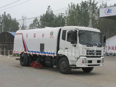 國(guó)四東風(fēng)天錦掃路車(4-6方）