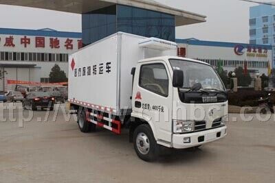 國(guó)四東風(fēng)福瑞卡醫(yī)療廢物運(yùn)輸車(chē)