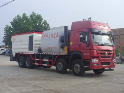 國五重汽豪沃同步碎石封層車 